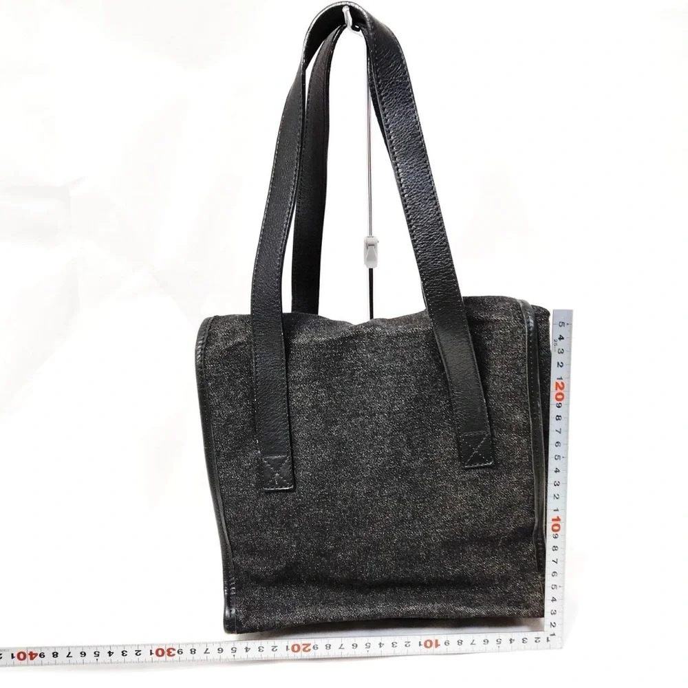 Dolce & Gabbana Black Hand Bag